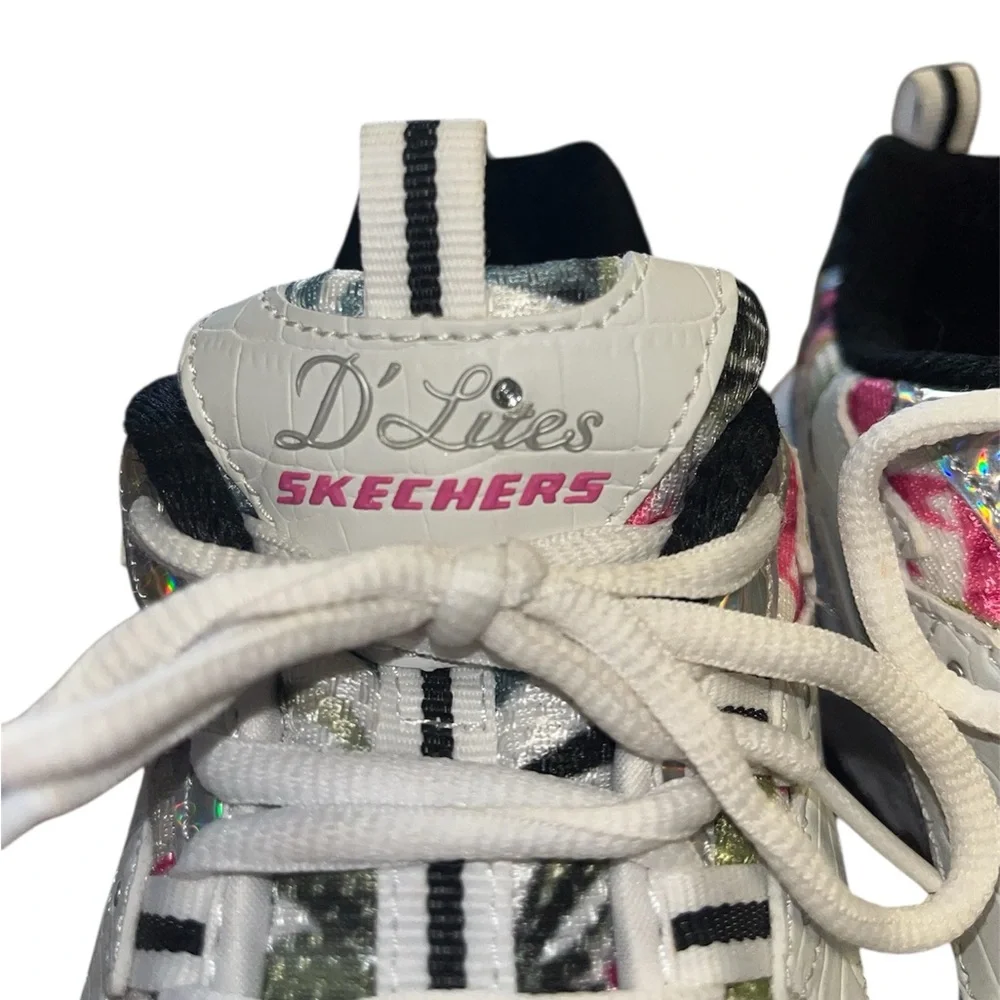 Skechers D’Lites Sneakers - Picture 8 of 10